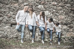 Family | Esterno